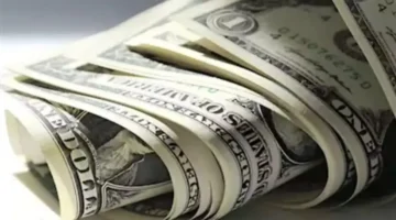 تحرك جديد.. سعر الدولار مقابل الجنيه في البنوك المصرية خلال التعاملات المسائية